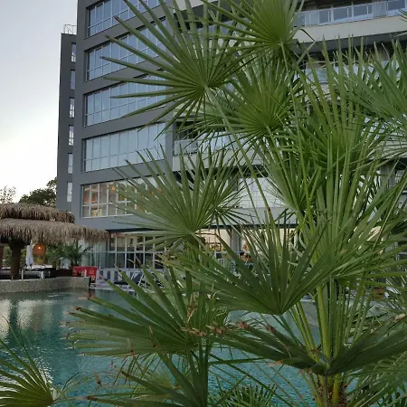 Allure Lägenhetshotell Primorsko
