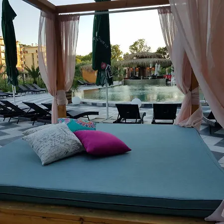 Allure 4*