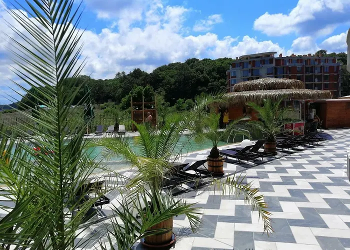 Ξενοδοχείο με διαμερίσματα Allure Πριμόρσκο