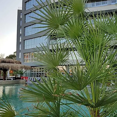 Allure Aparthotel