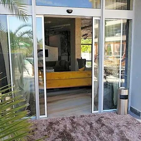 Allure Aparthotel 4*