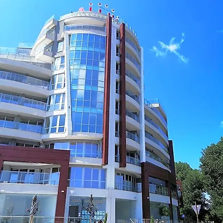 Aparthotel Allure 4*