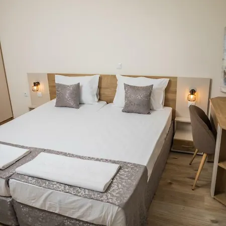 Aparthotel Allure 4*