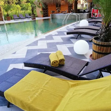 アパートホテル Allure