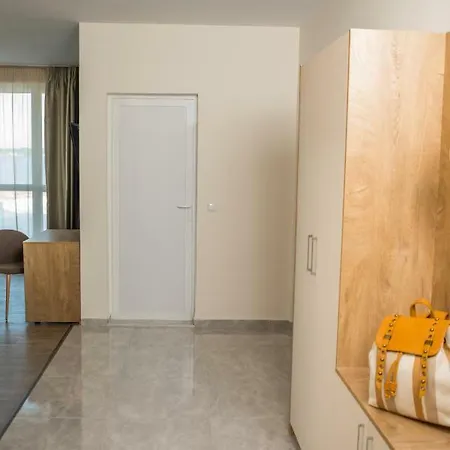 Allure Aparthotel
